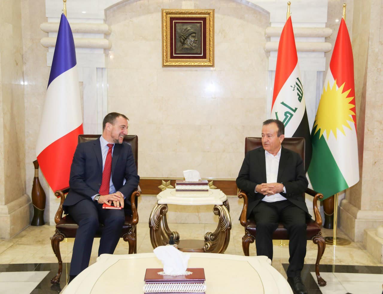 كونسولێ گشتى یێ فه‌ره‌نسایێ سەرەدانا كومه‌لگه‌ها ئیبراهیم خه‌لیل كر (ئه‌رشیف)